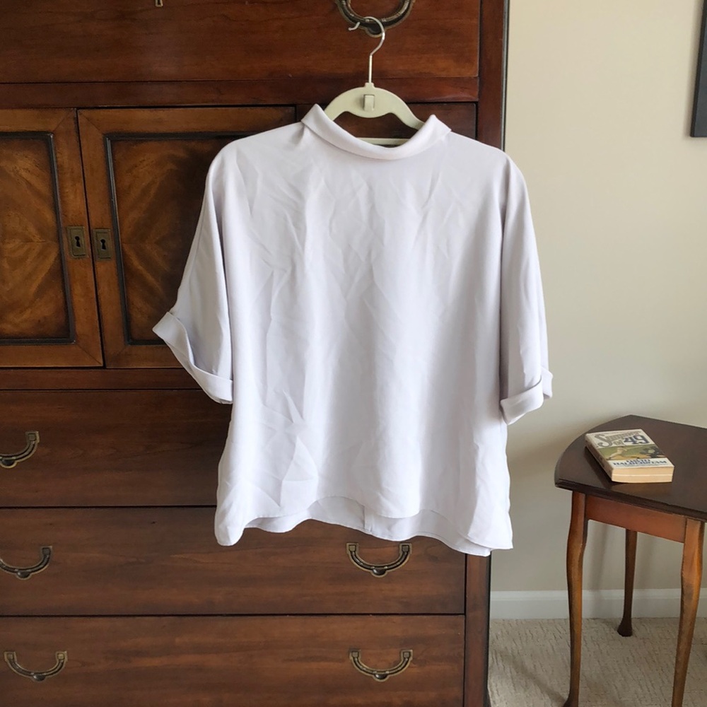 L Uniqlo Gray Blouse Like New